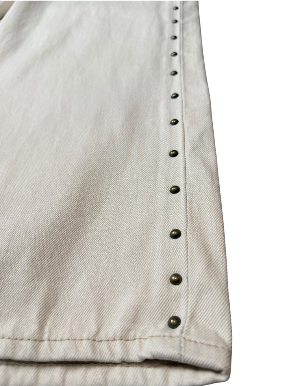 NWT Old Navy High Rise Baggy Wide Leg Studded Jeans Cream Size 8 - Picture 4 of 10
